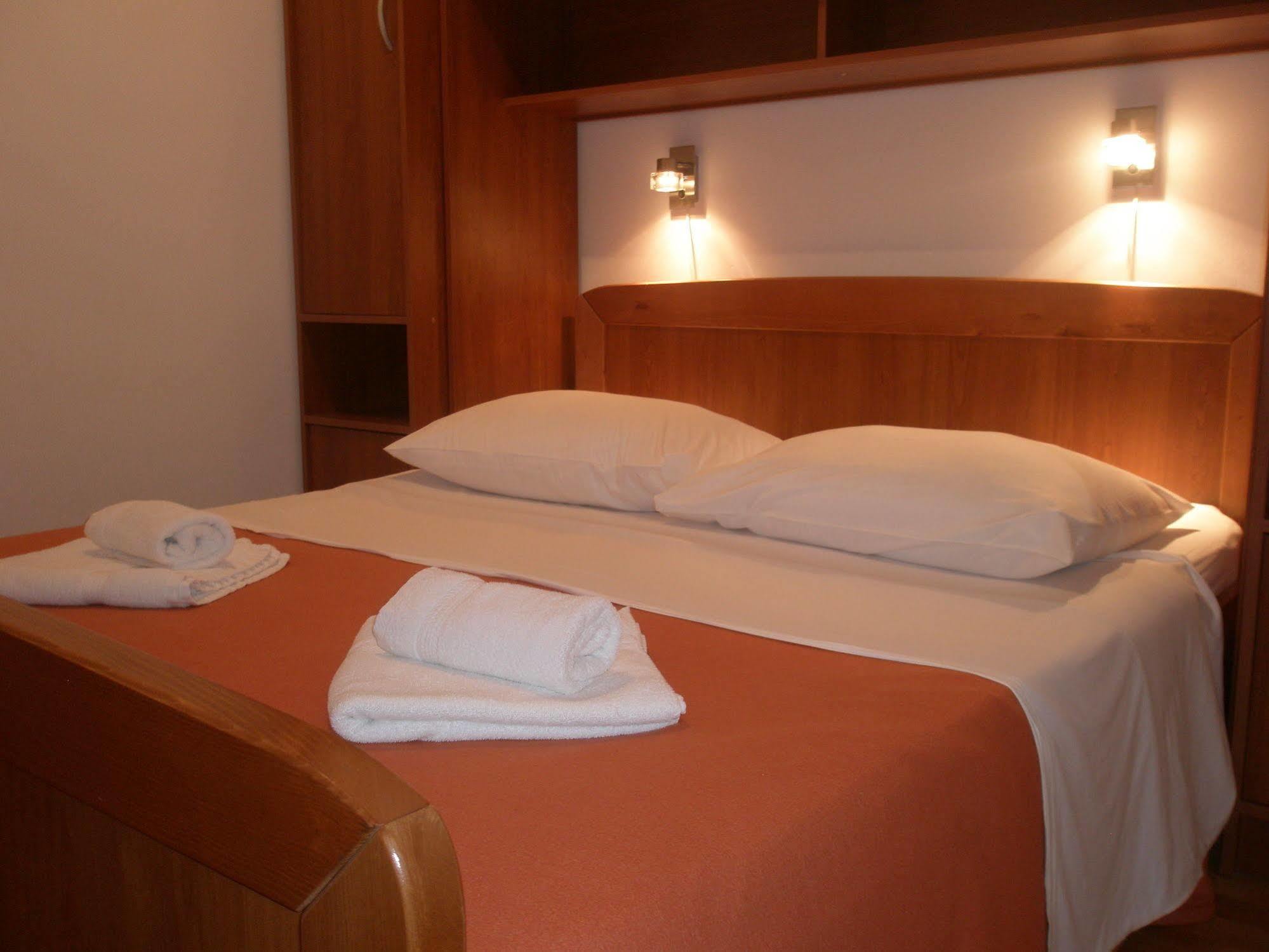 Apartments Znjan Σπλιτ Εξωτερικό φωτογραφία